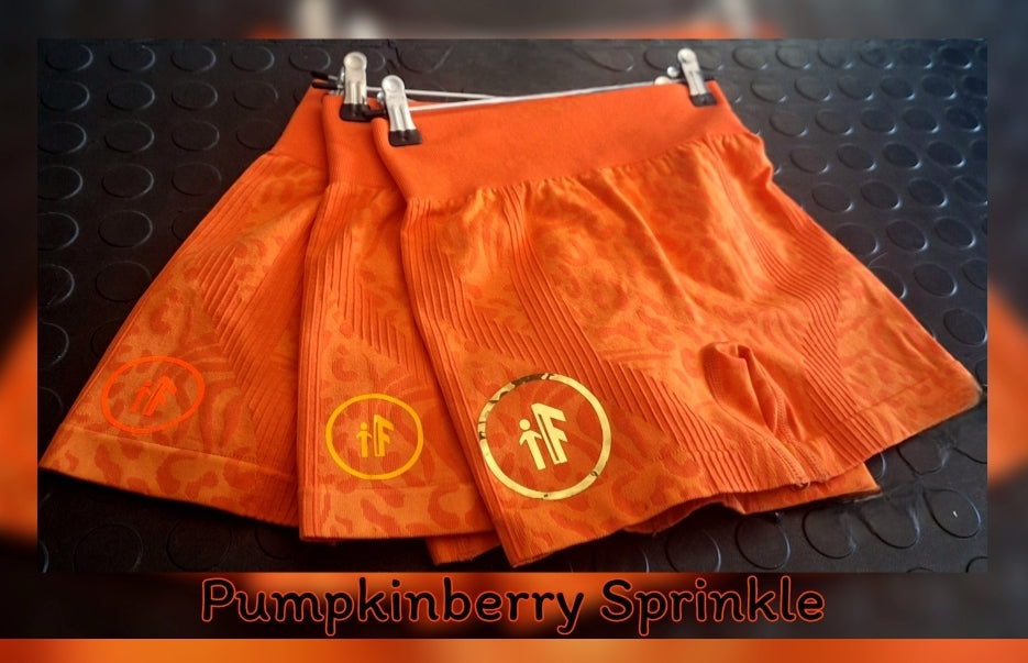 Pumpkinberry Sprinkle Short Tight