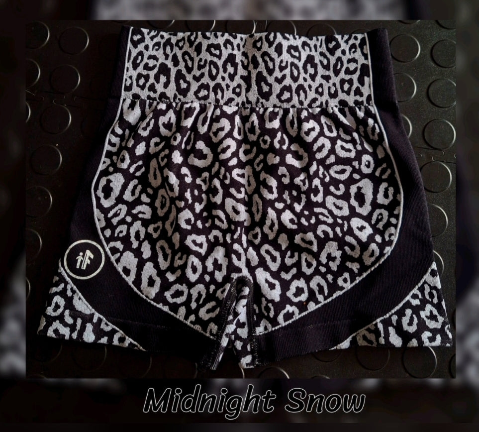Midnight Snow Short Tight