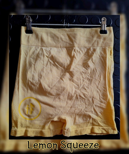Lemon Squeeze Short Tight