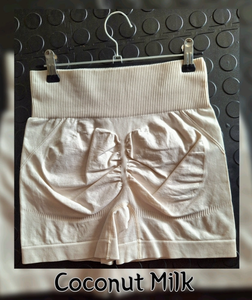 Coconut Milk Short Tight
